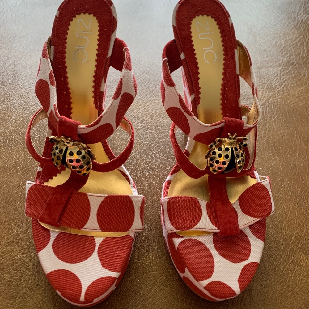 Zinc wedge sandals in size 9 1/2M.  5 1/2 heel.